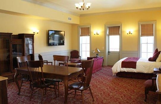 Windsor Hotel & Restaurant Del Norte Phòng bức ảnh